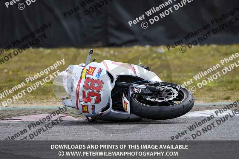 enduro digital images;event digital images;eventdigitalimages;no limits trackdays;peter wileman photography;racing digital images;snetterton;snetterton no limits trackday;snetterton photographs;snetterton trackday photographs;trackday digital images;trackday photos